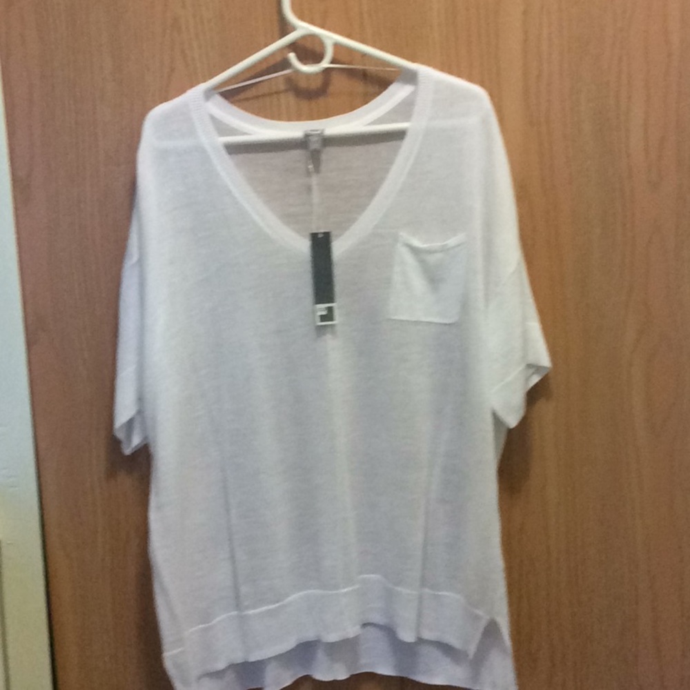 Short sleeve top